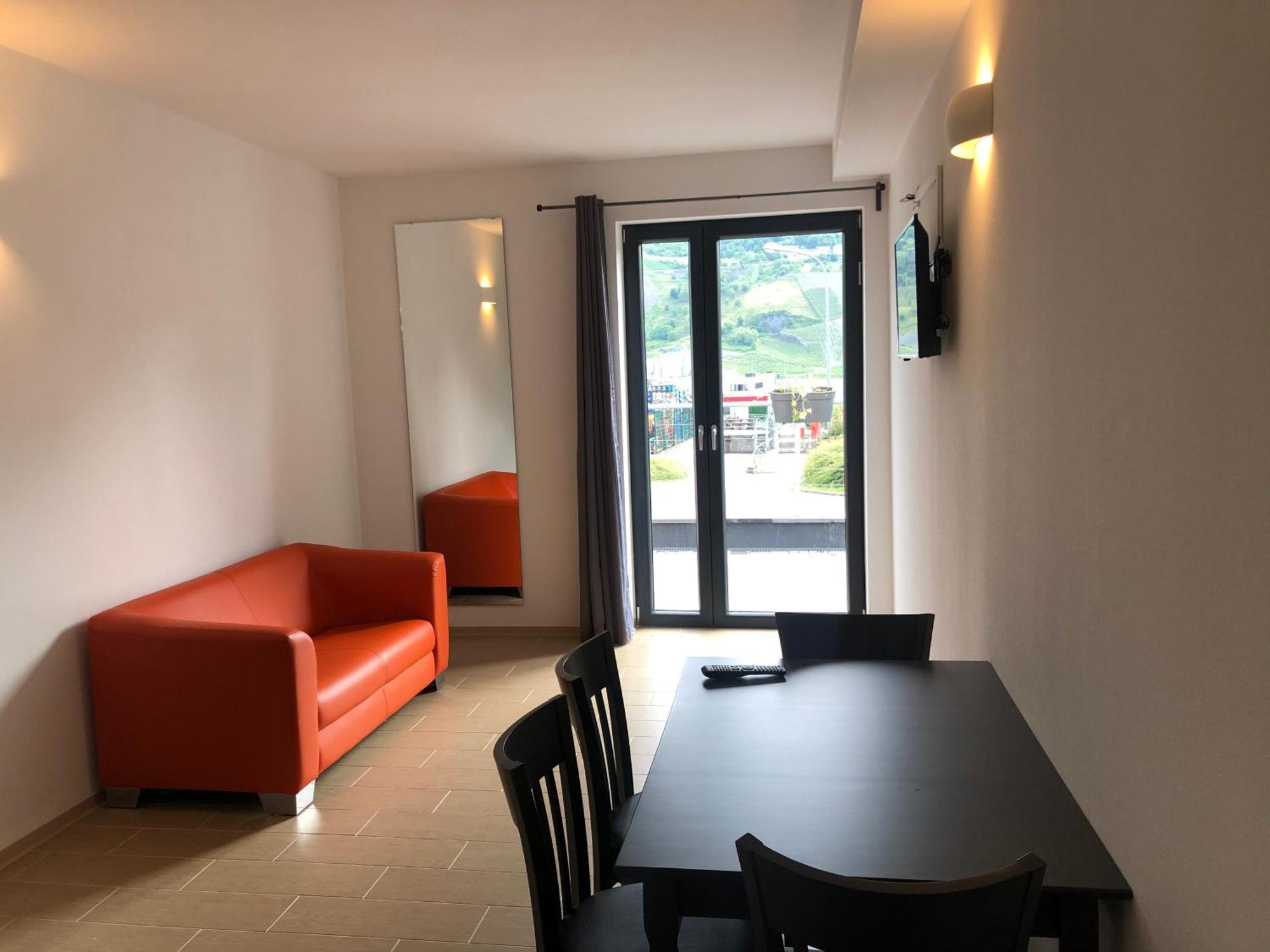 Augustus Hotel Bernkastel - Comfortable Budget Hotel Rum bild